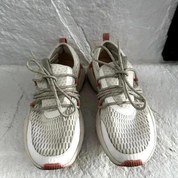 Sorel Shoes - Sorel Kenetic Sneaker size 6